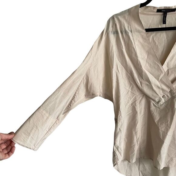 BCBGMAXAZRIA Tori Cotton Silk V-Neck Long Sleeve Popover Shirt Blouse Tan XS - Picture 4 of 7